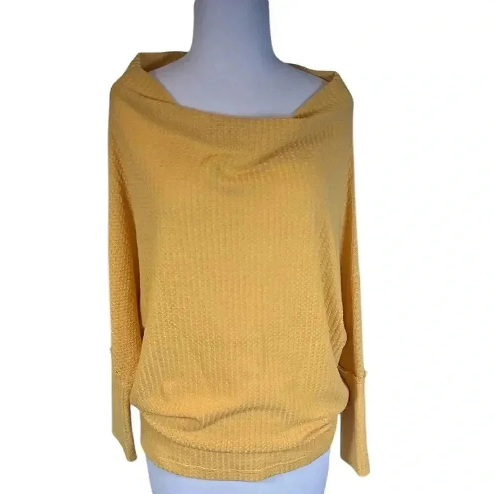 UMGEE Marigold Yellow Waffle Knit Dolman Sleeve Top Size Medium Casual